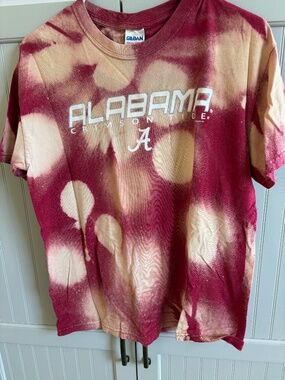 Alabama t shirt bleached. size medium